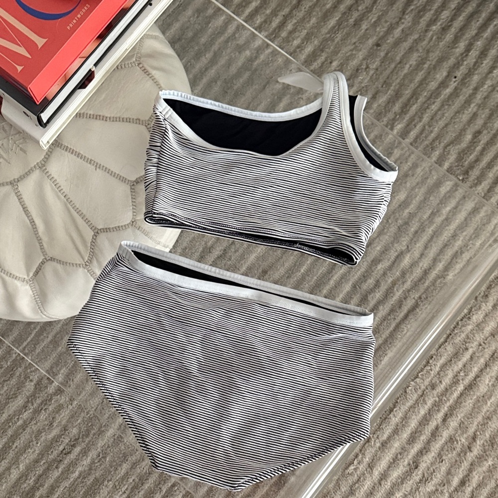 NWOT Solid & Striped Striped Rooney One-Shoulder Bikini Set - Picture 6 of 7